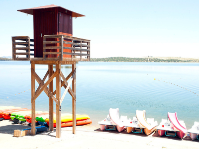 Playa de Orellana, una de las muchas playas interiores en Extremadura